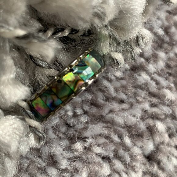 Iridescent Ring - Picture 3 of 5